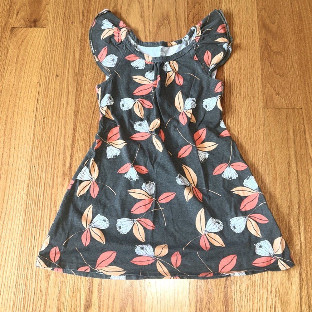 Old Navy casual green dress, size kids 5T